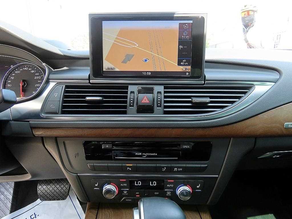 아우디 A7 3.0 TFSI 콰트로 다이나믹 이미지 13