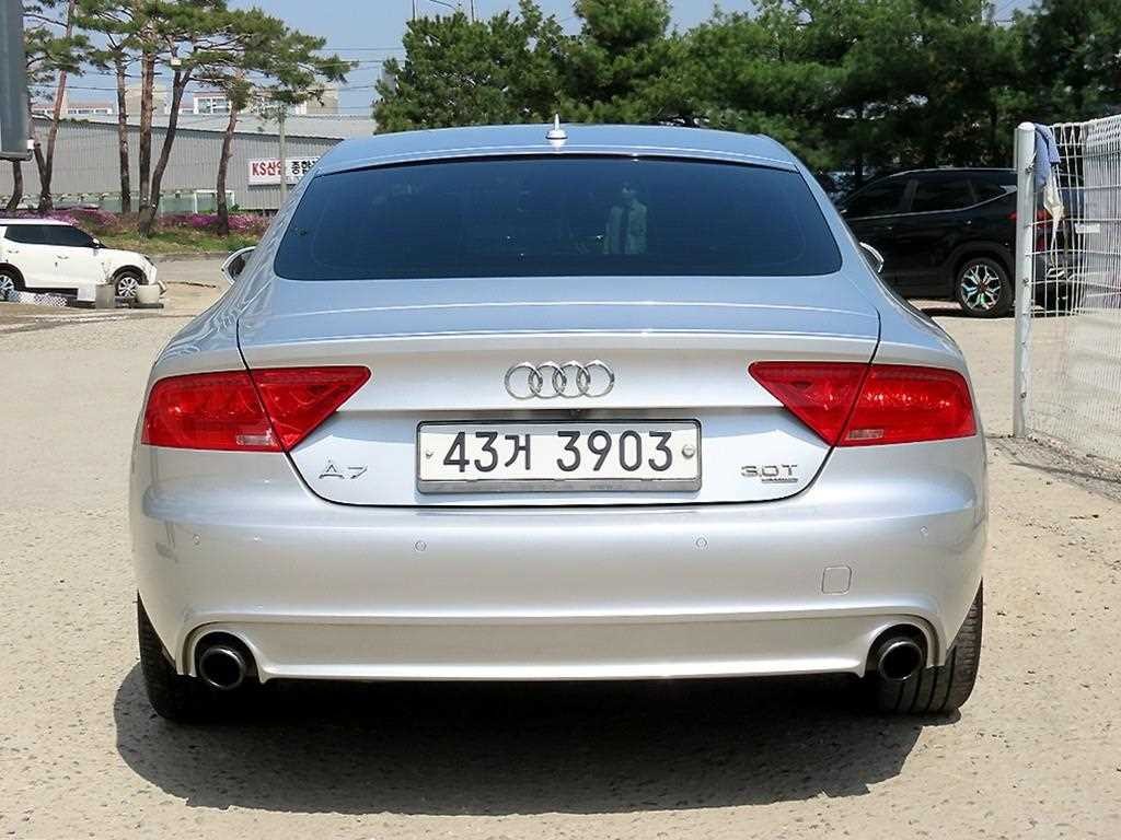 아우디 A7 3.0 TFSI 콰트로 다이나믹 이미지 4