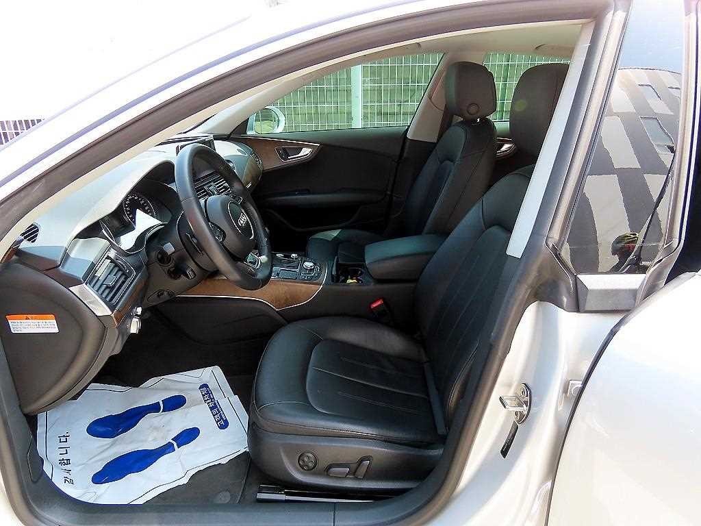 아우디 A7 3.0 TFSI 콰트로 다이나믹 이미지 5