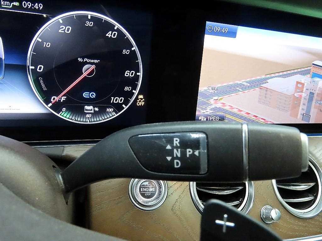 벤츠 E 클래스 E-클래스 W213 E300e 익스클루시브 이미지 10