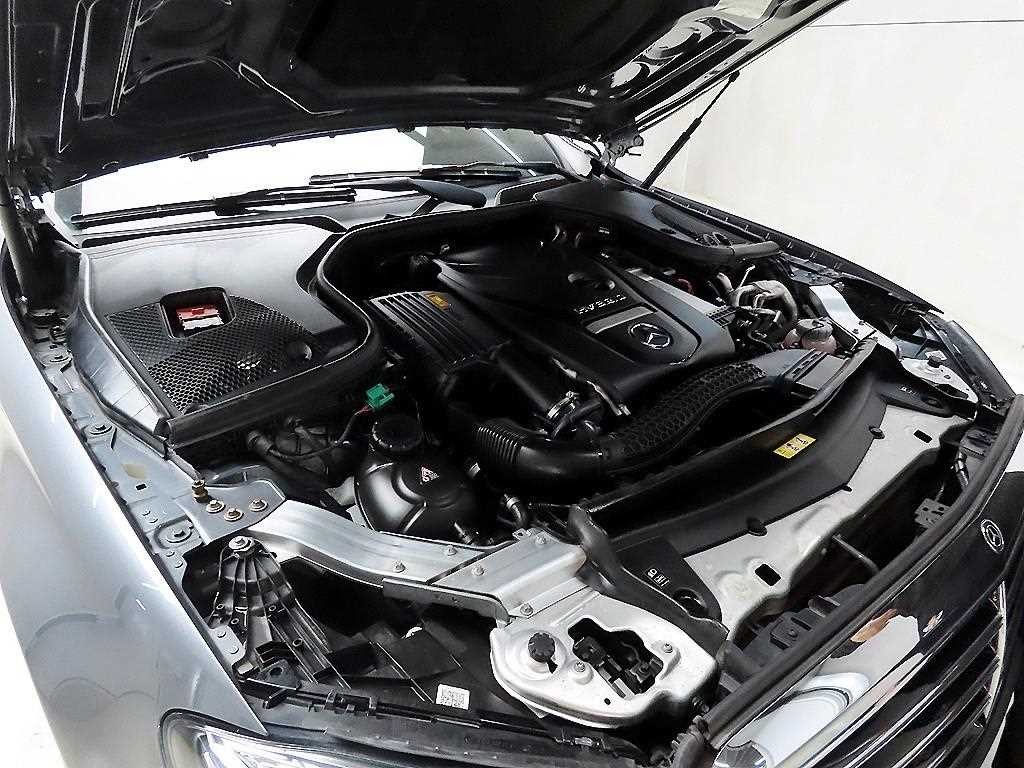 벤츠 E 클래스 E-클래스 W213 E300e 익스클루시브 이미지 18