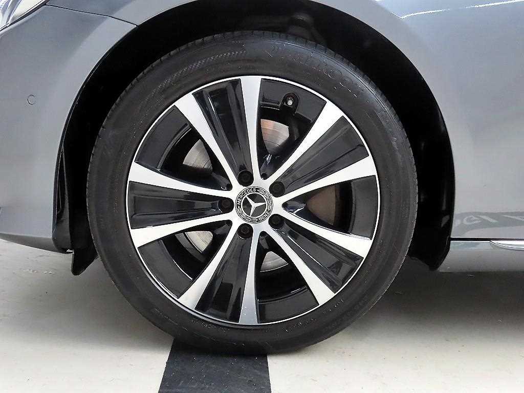 벤츠 E 클래스 E-클래스 W213 E300e 익스클루시브 이미지 19