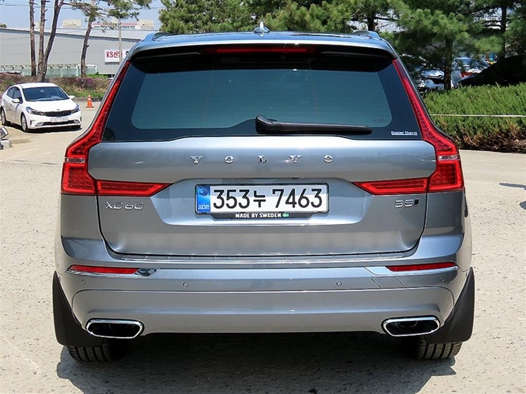 볼보 XC60 XC60(2세대) B5 AWD 인스크립션 이미지 4