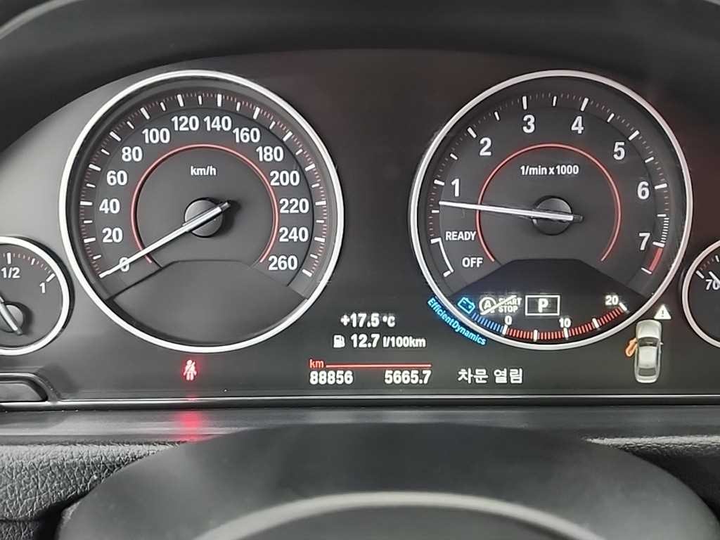 BMW 3시리즈 3시리즈 (F30) 328i M 스포츠 이미지 6