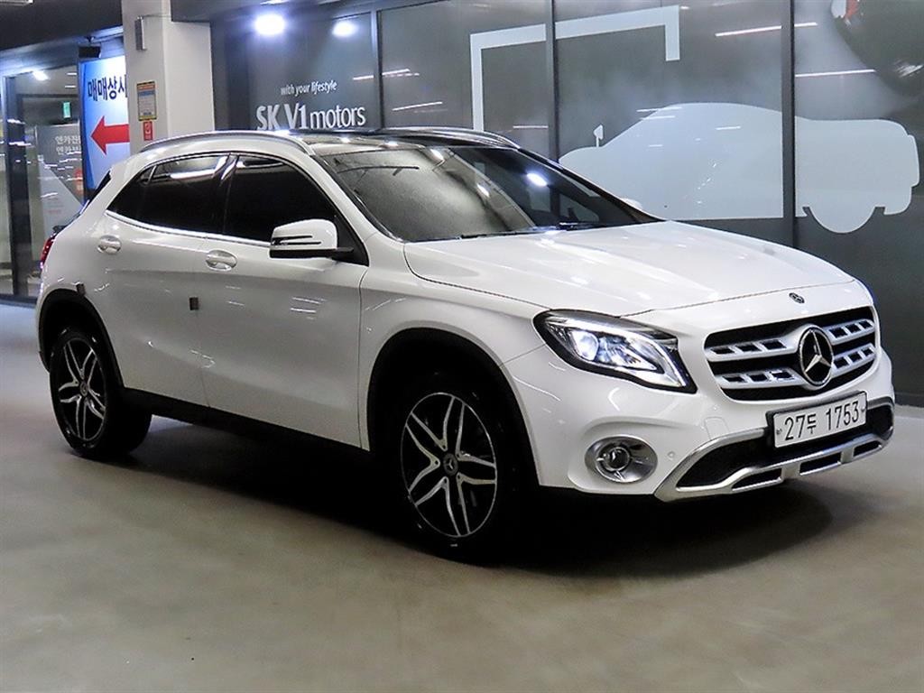 벤츠 GLA 클래스 GLA클래스 X156 GLA220 프리미엄 이미지 1