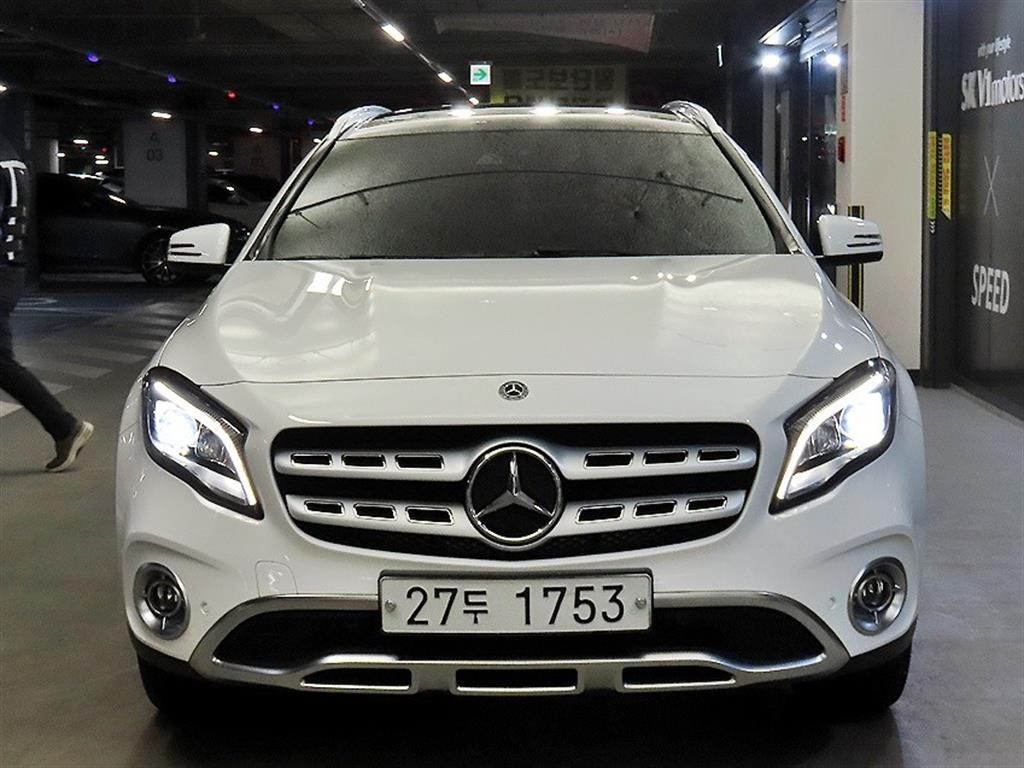 벤츠 GLA 클래스 GLA클래스 X156 GLA220 프리미엄 이미지 2
