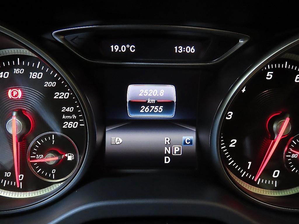 벤츠 GLA 클래스 GLA클래스 X156 GLA220 프리미엄 이미지 9