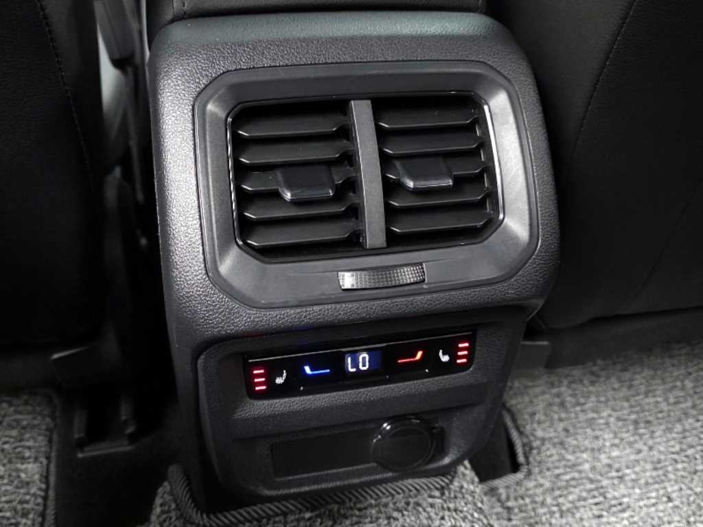 폭스바겐 티구안 티구안 올스페이스 2.0 TSI 프레스티지 이미지 18