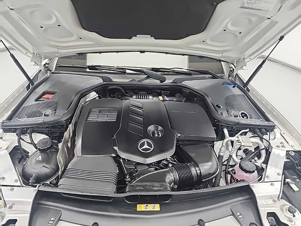 벤츠 E 클래스 E-클래스 W213 E300d 4MATIC 쿠페 이미지 5