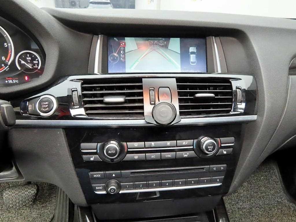 BMW X4 X4 (F26) xDrive 20d 이미지 10