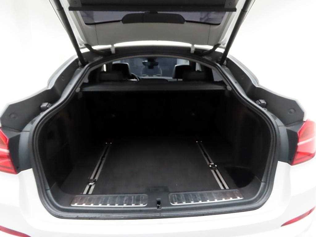 BMW X4 X4 (F26) xDrive 20d 이미지 5