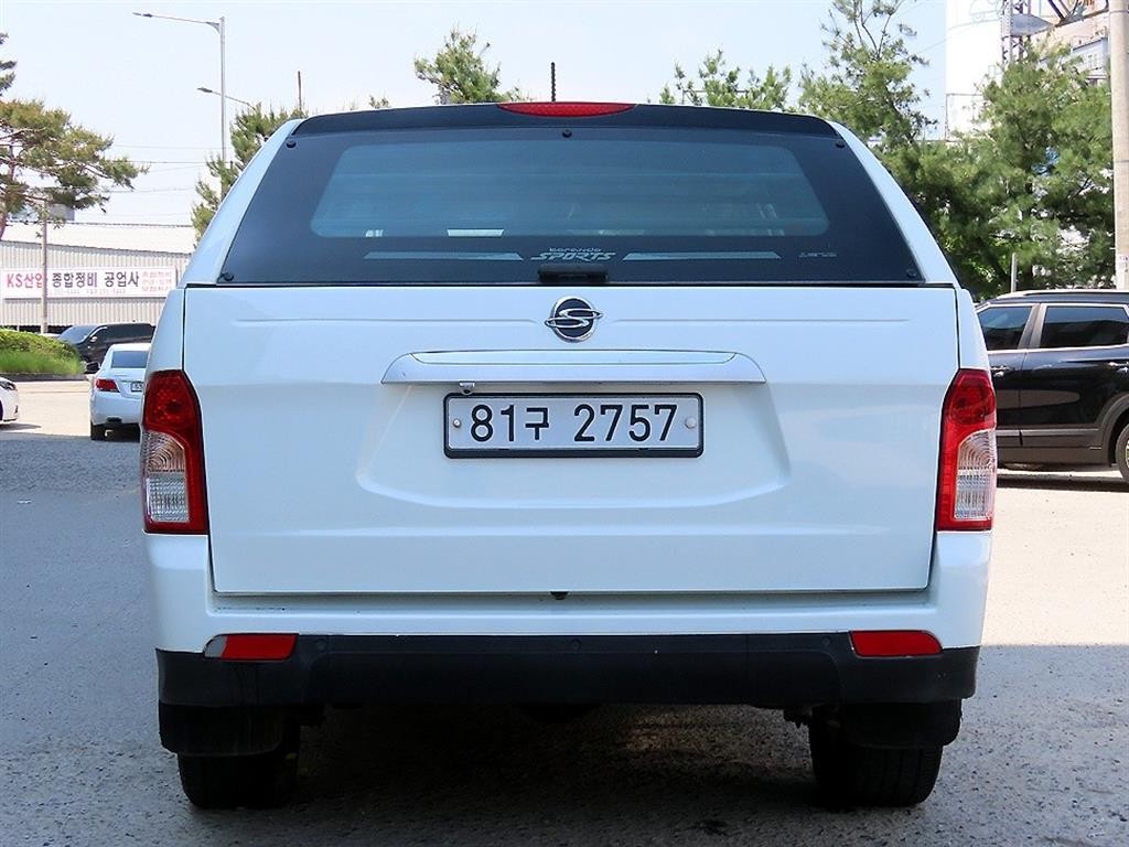 KG모빌리티(쌍용) 코란도 코란도스포츠 디젤 4WD CX7 패션 이미지 4