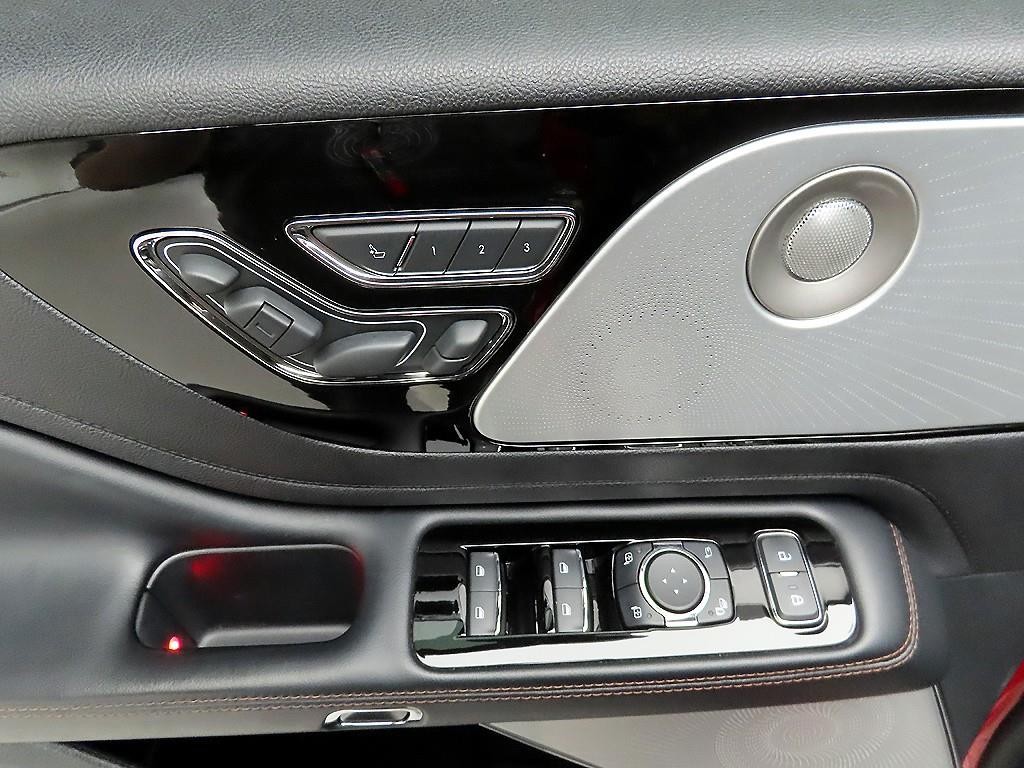 링컨 에비에이터 에비에이터 2세대 3.0 PHEV GT AWD 이미지 11