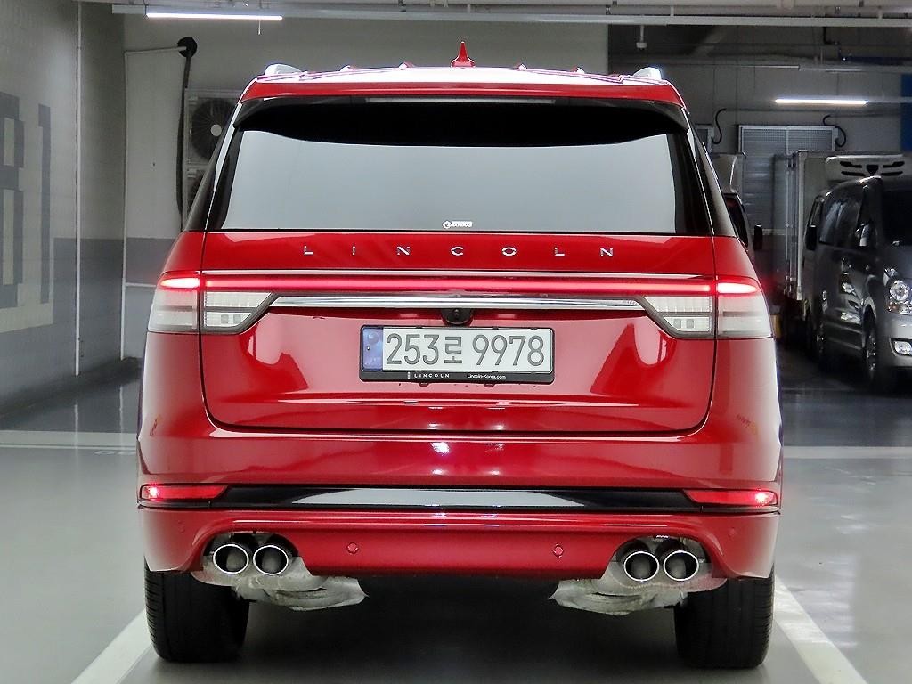 링컨 에비에이터 에비에이터 2세대 3.0 PHEV GT AWD 이미지 3
