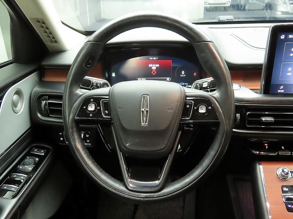 링컨 에비에이터 에비에이터 2세대 3.0 PHEV GT AWD 이미지 7