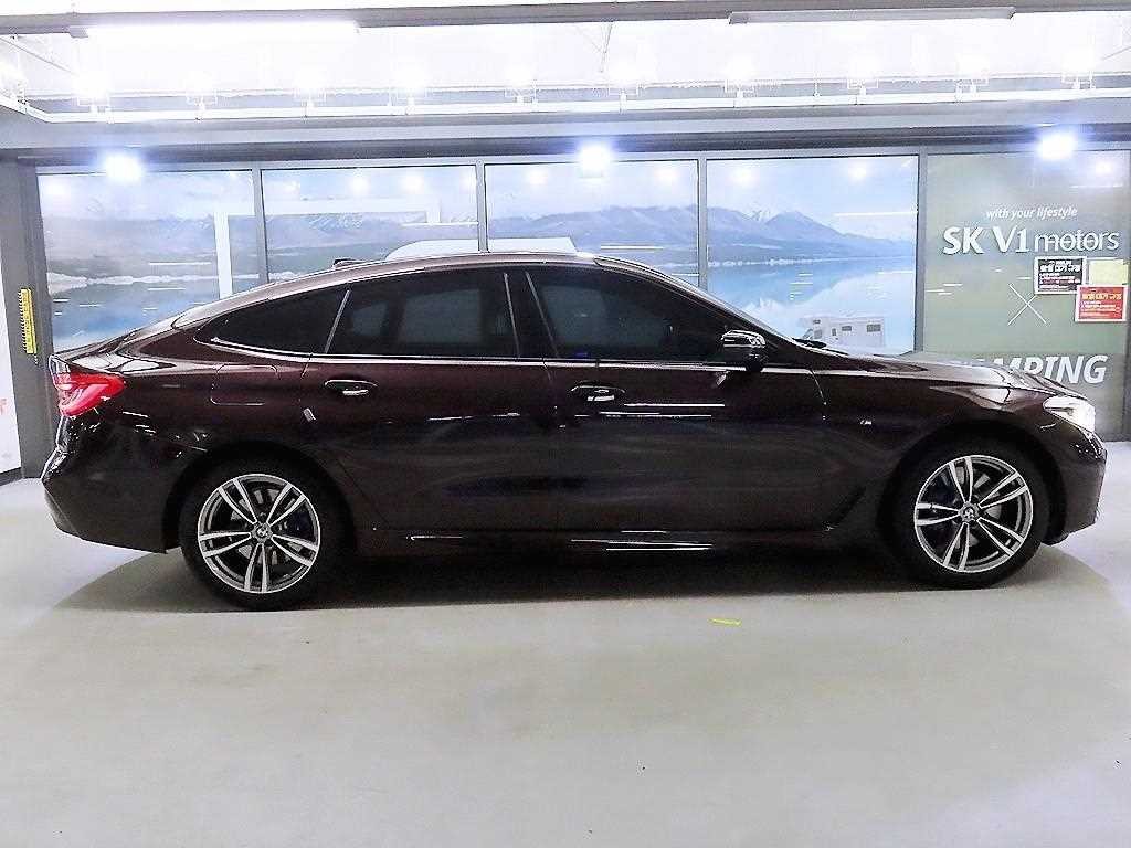 BMW 그란투리스모 6시리즈 GT (G32) 630i xDrive M 스포츠 이미지 3