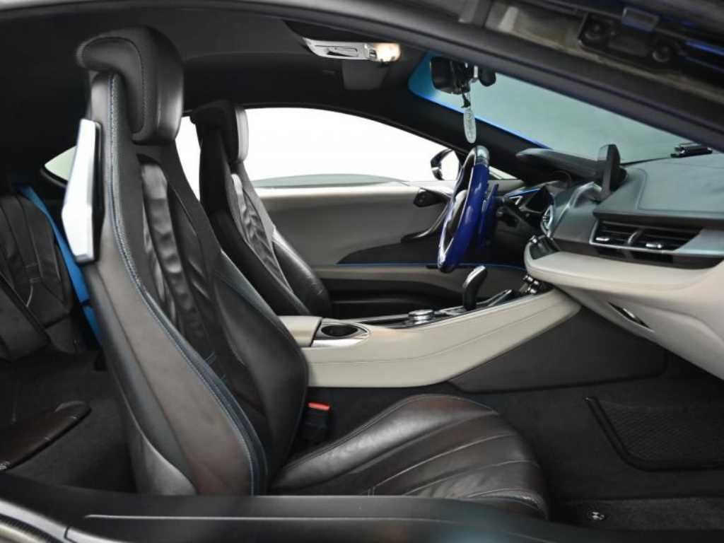BMW i8 BMW i8 쿠페 이미지 10