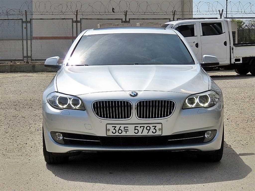 BMW 5시리즈 5시리즈 (F10) 528i xDrive 이미지 1