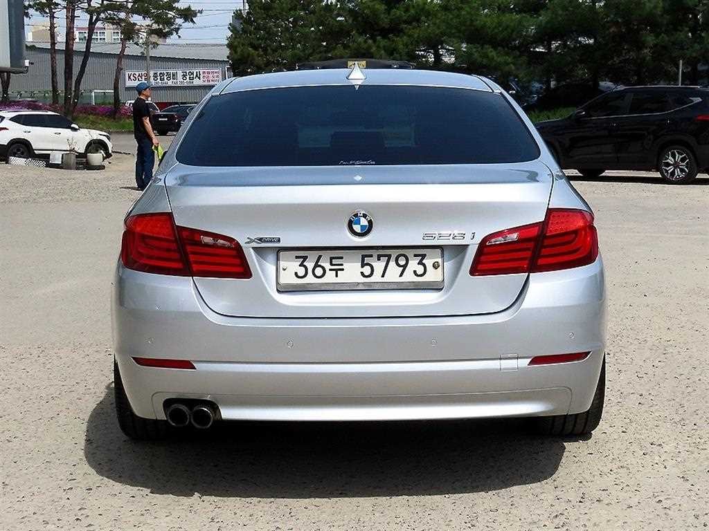 BMW 5시리즈 5시리즈 (F10) 528i xDrive 이미지 4