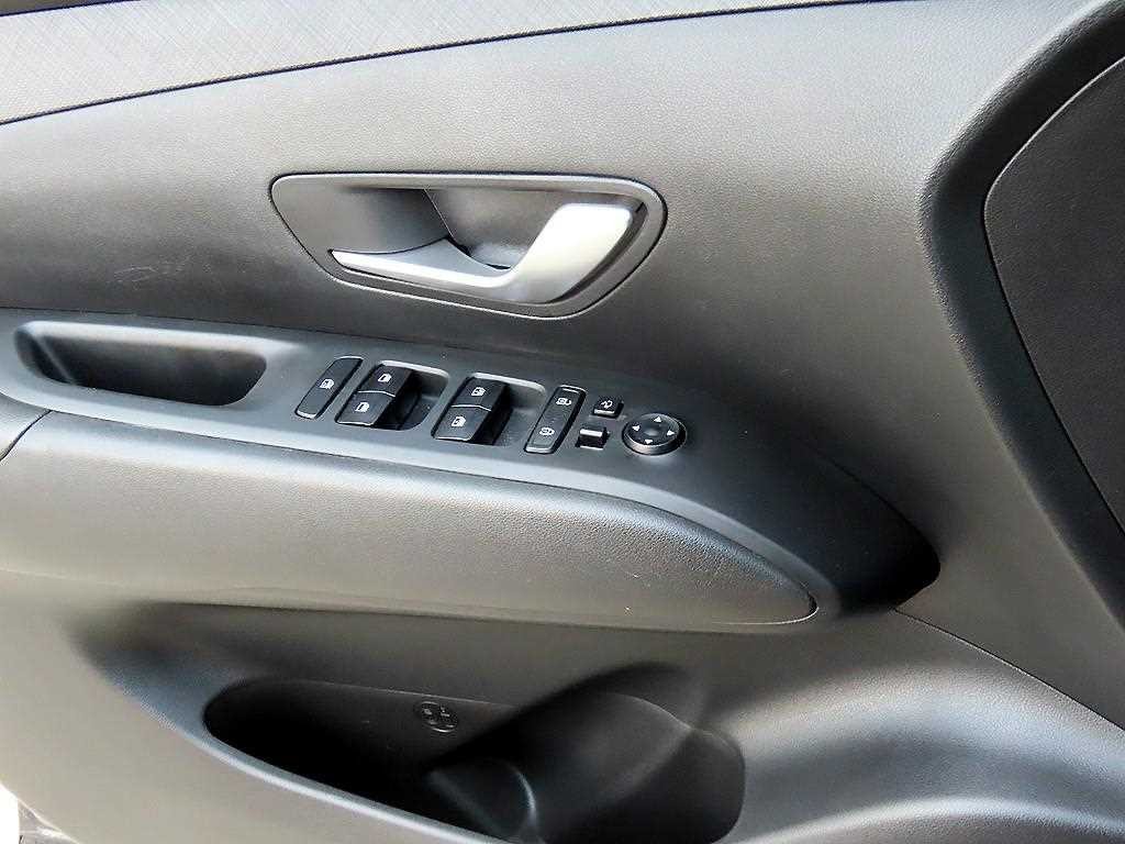 현대 투싼 투싼 (NX4) 디젤 2.0 2WD 프리미엄 이미지 11