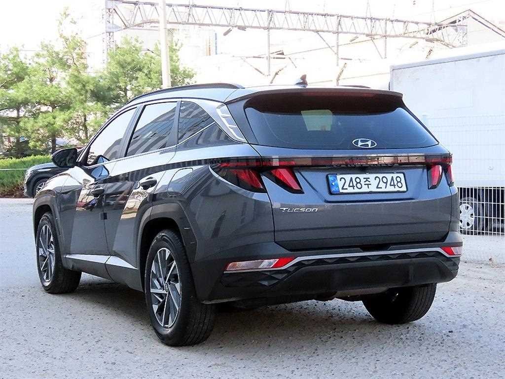 현대 투싼 투싼 (NX4) 디젤 2.0 2WD 프리미엄 이미지 3