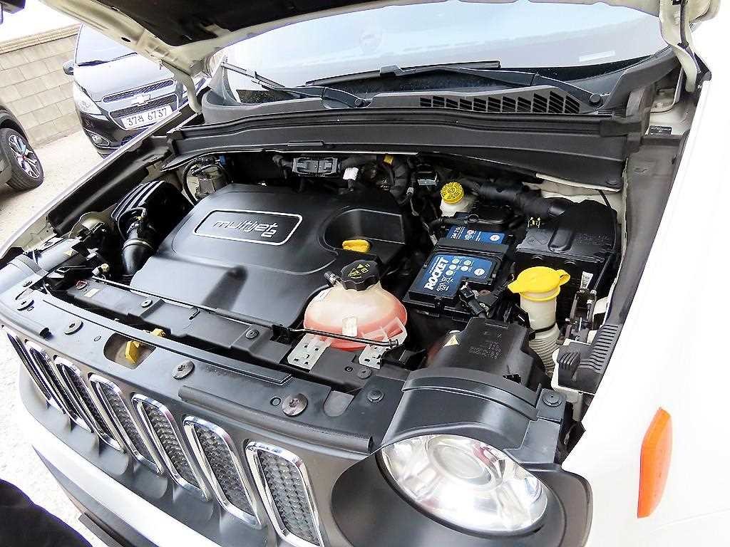 지프 레니게이드 2.0 디젤 리미티드 AWD 이미지 18