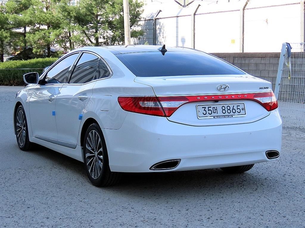 현대 그랜저 그랜저 HG HG300 PREMIUM 이미지 3