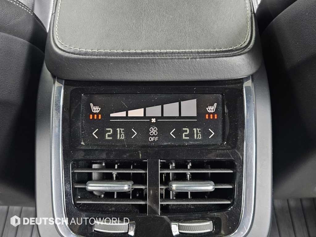 볼보 XC90 XC90 2세대 2.0 T8 AWD 인스크립션 이미지 16