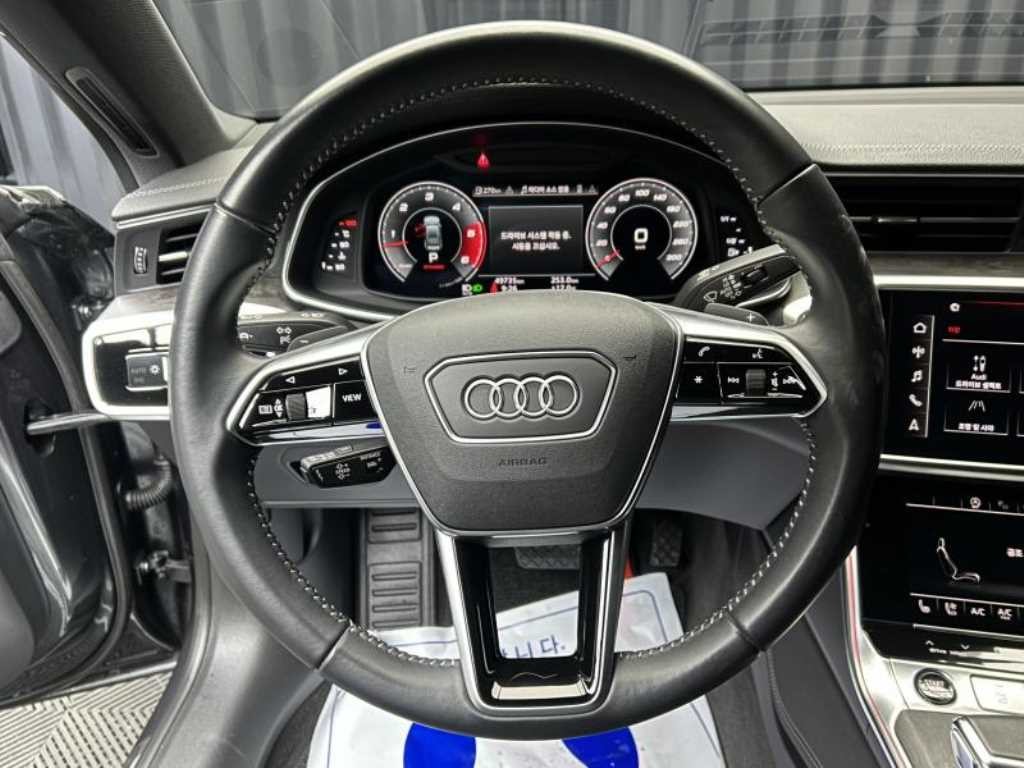 아우디 A7 A7 (4K) 45 TDI 콰트로 프리미엄 이미지 9
