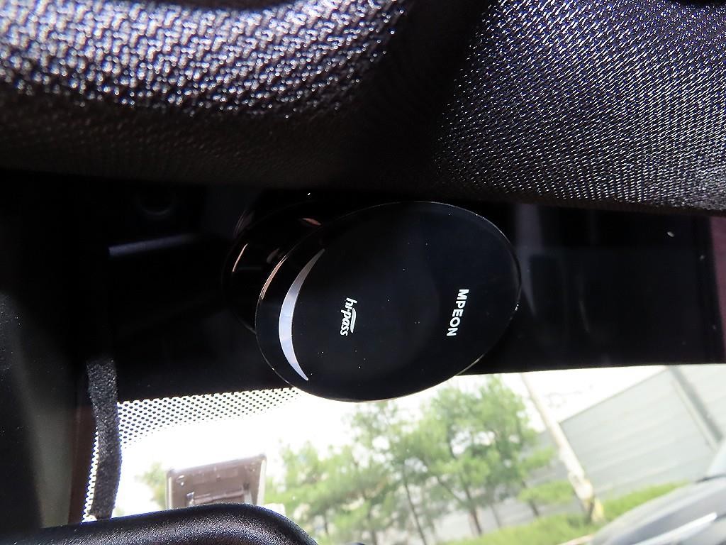 BMW 3시리즈 M3 (F80, E90) M3 세단 이미지 17
