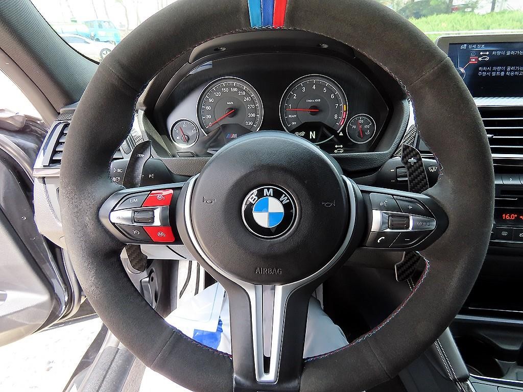 BMW 3시리즈 M3 (F80, E90) M3 세단 이미지 8