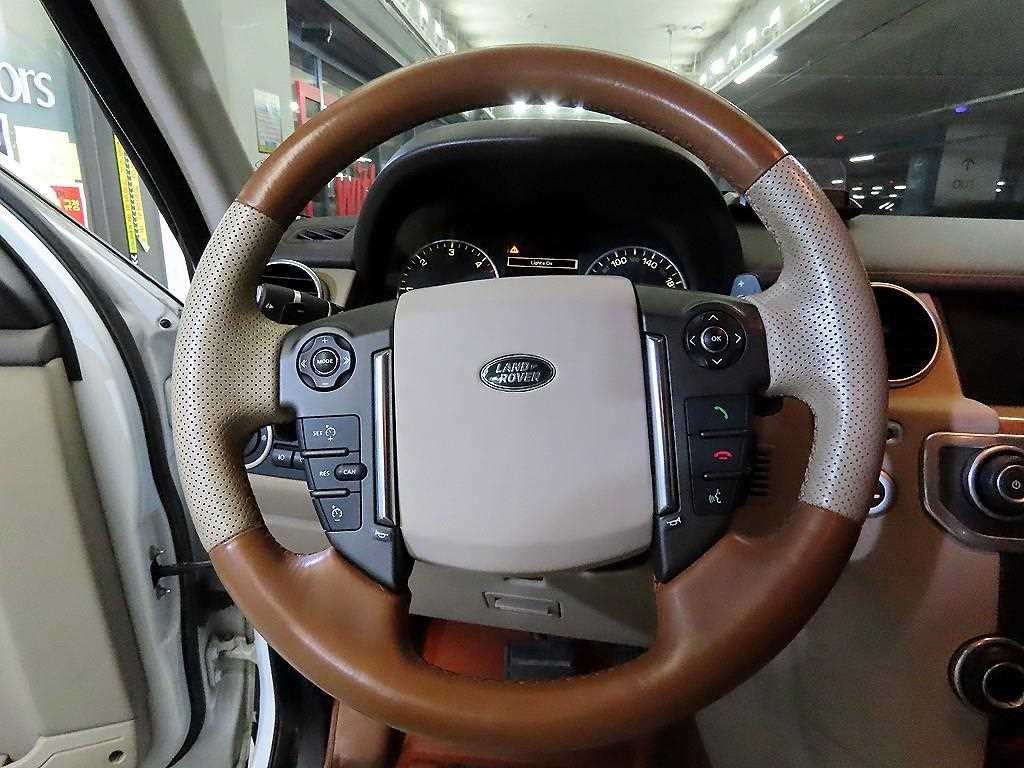 랜드로버 디스커버리 디스커버리4 3.0 SDV6 SE 이미지 8