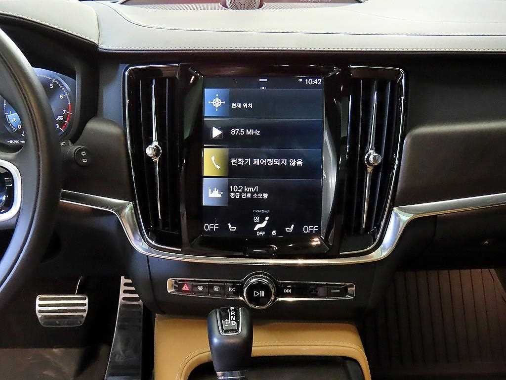 볼보 V90 V90 크로스컨트리 T5 프로 AWD 이미지 11