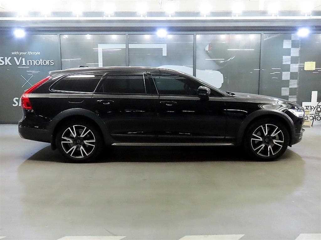 볼보 V90 V90 크로스컨트리 T5 프로 AWD 이미지 3