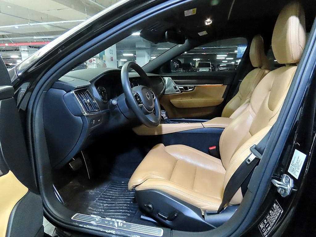 볼보 V90 V90 크로스컨트리 T5 프로 AWD 이미지 6