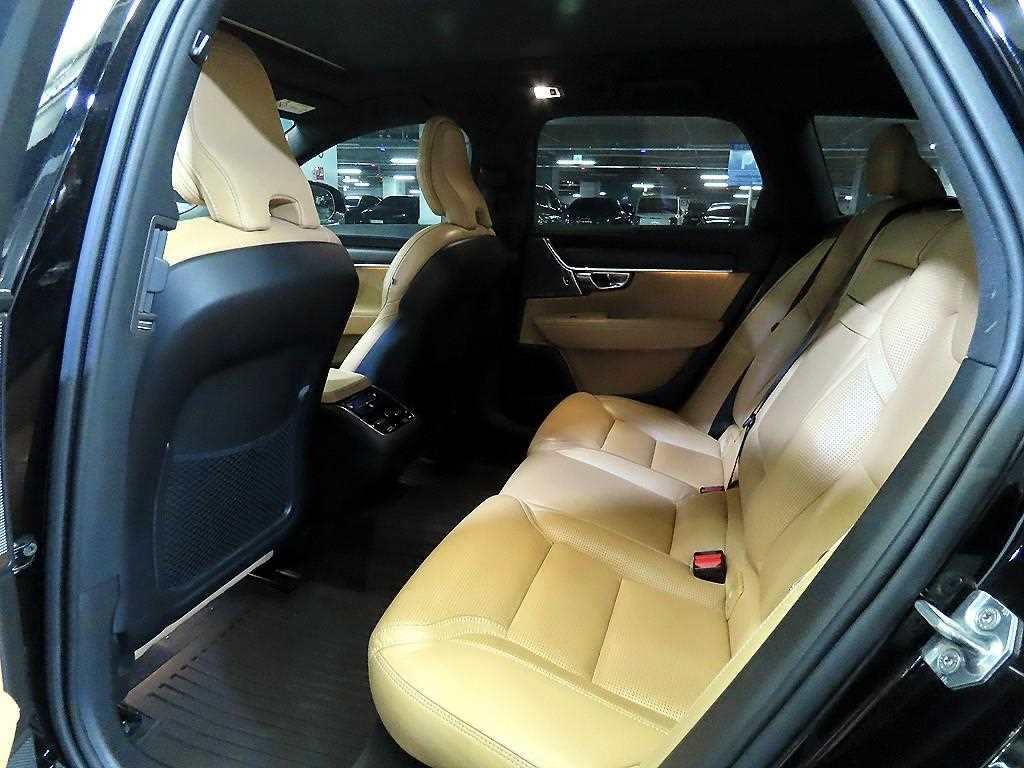 볼보 V90 V90 크로스컨트리 T5 프로 AWD 이미지 7