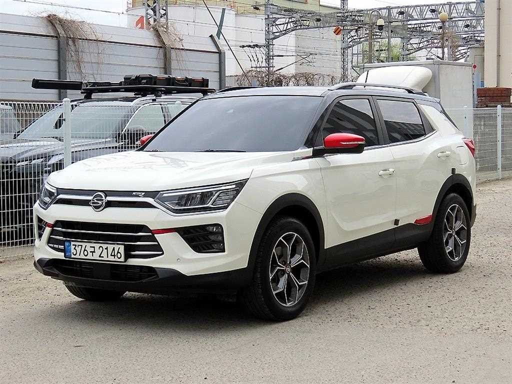 KG모빌리티(쌍용) 코란도 뷰티풀코란도 2WD 가솔린 1.5 C5 이미지 2