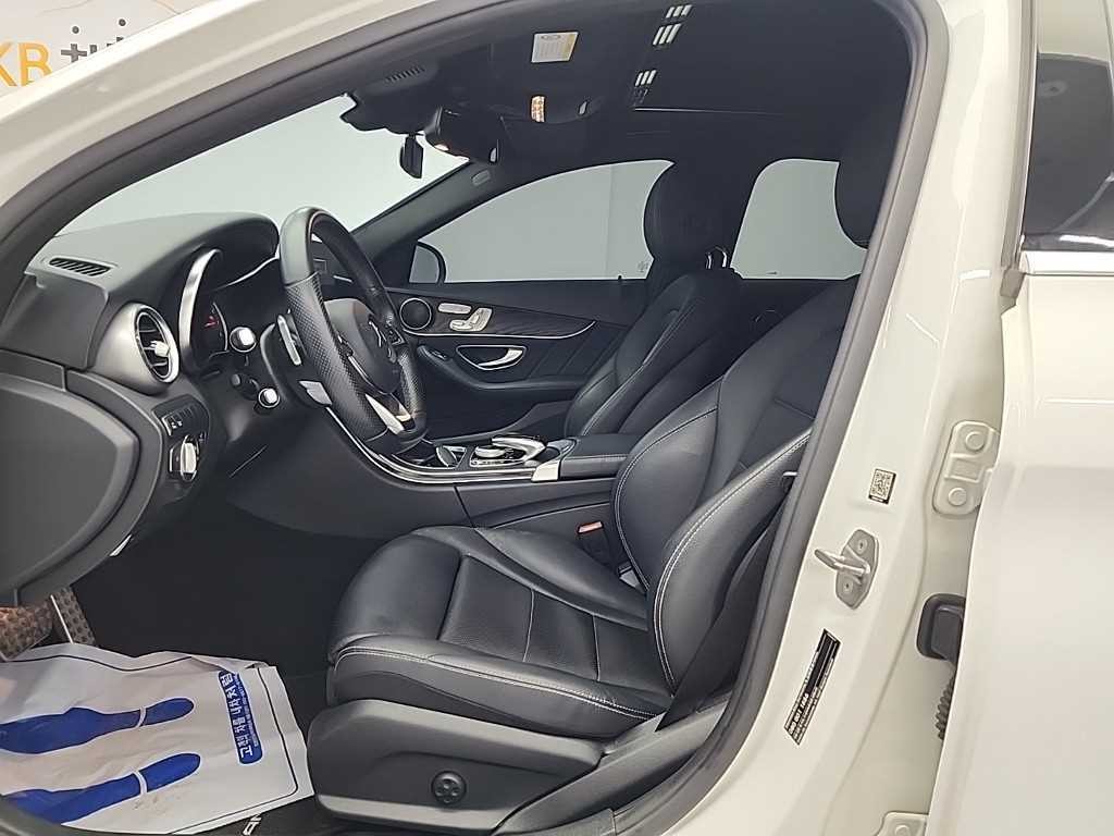 벤츠 C 클래스 C클래스 W205 C200 4MATIC AMG LINE 이미지 11