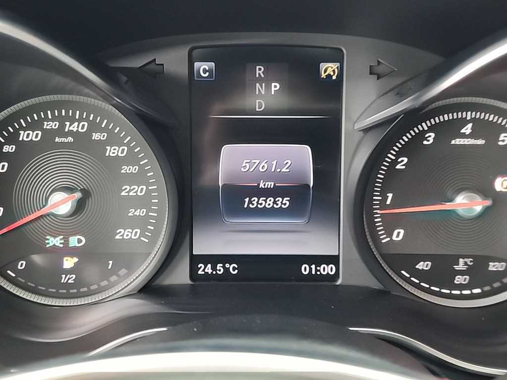 벤츠 C 클래스 C클래스 W205 C200 4MATIC AMG LINE 이미지 6