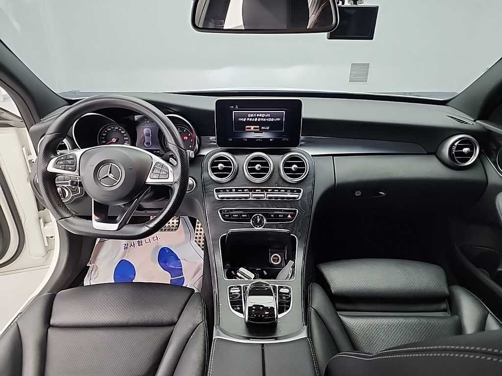 벤츠 C 클래스 C클래스 W205 C200 4MATIC AMG LINE 이미지 7