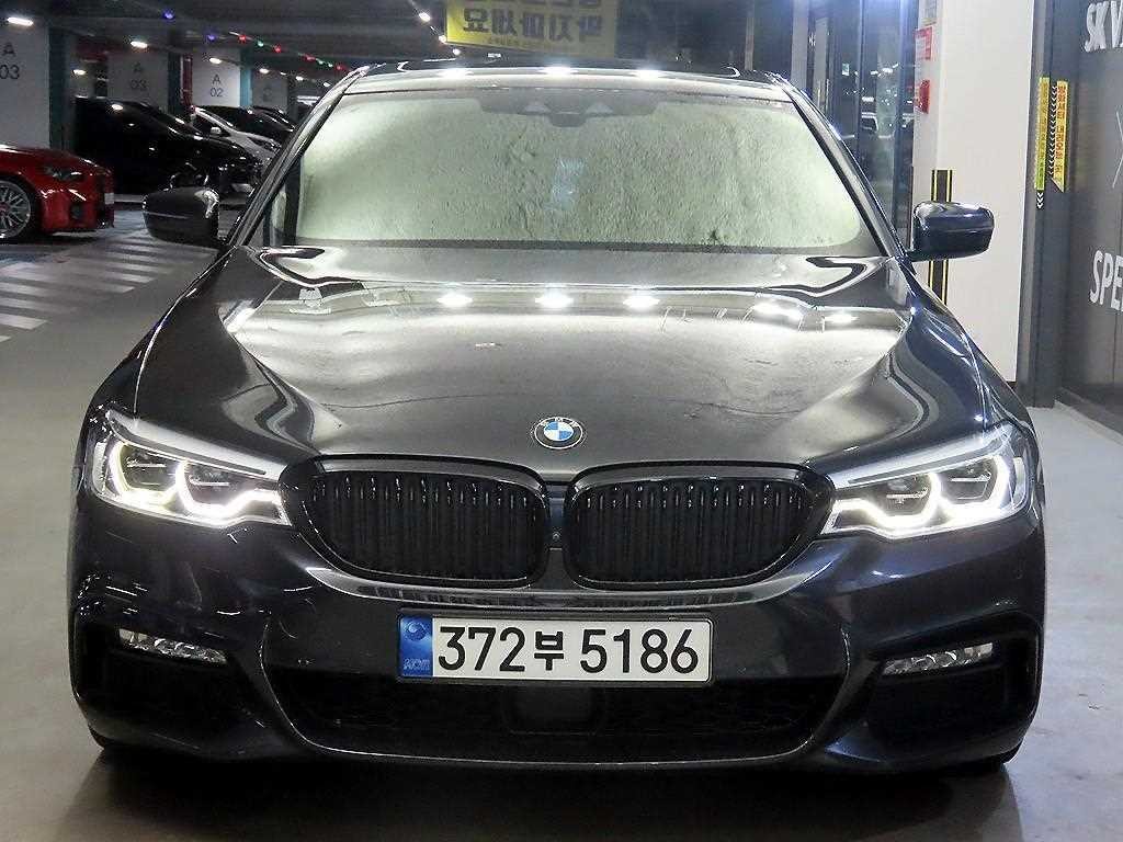 BMW 5시리즈 5시리즈 (G30) 530i M 스포츠 플러스 이미지 2