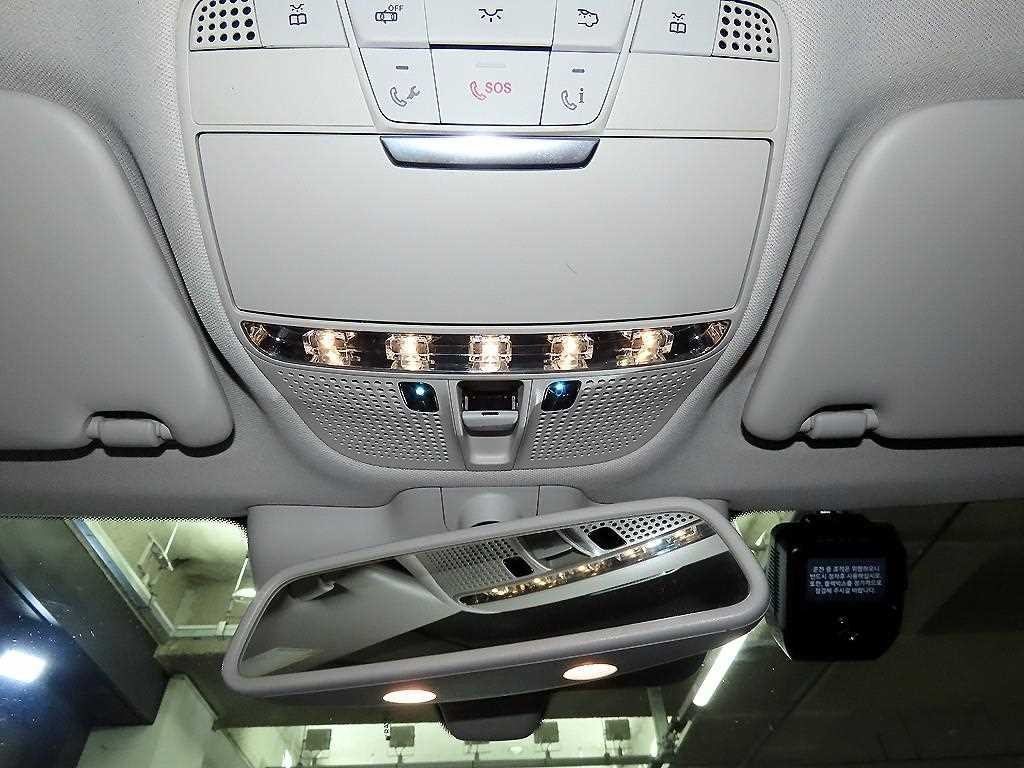 벤츠 C 클래스 C클래스 W205 C220 d 아방가르드 이미지 16