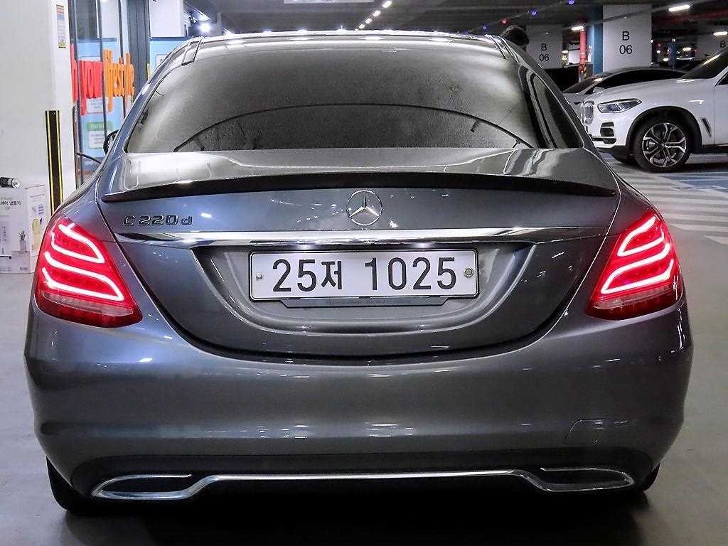 벤츠 C 클래스 C클래스 W205 C220 d 아방가르드 이미지 5