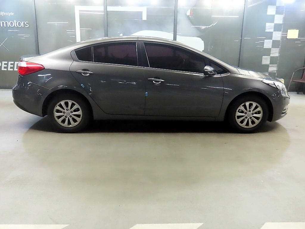 기아 K3 1.6 GDI 럭셔리 ECO PLUS 이미지 3