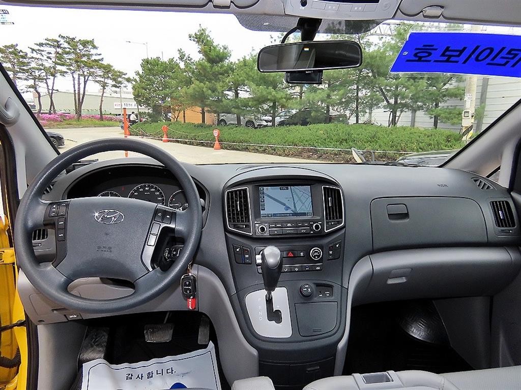 현대 스타렉스 더 뉴 그랜드 스타렉스 어린이보호차 15인승 4WD 이미지 8
