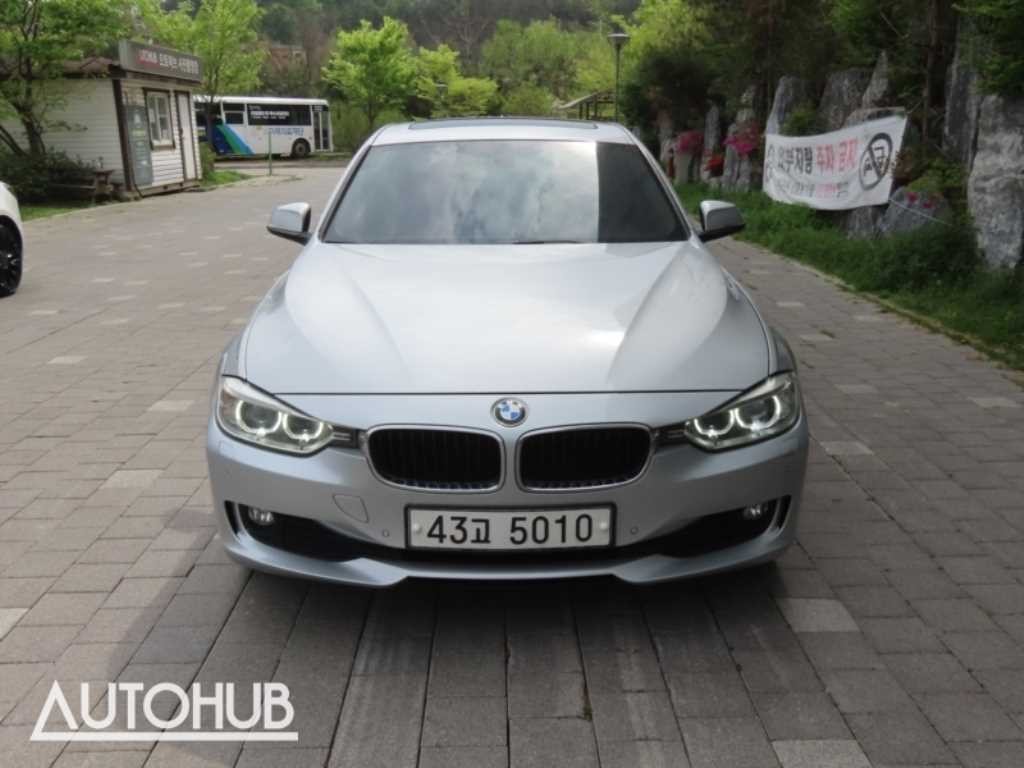 BMW 3시리즈 3시리즈 (F30) 320d 이미지 1