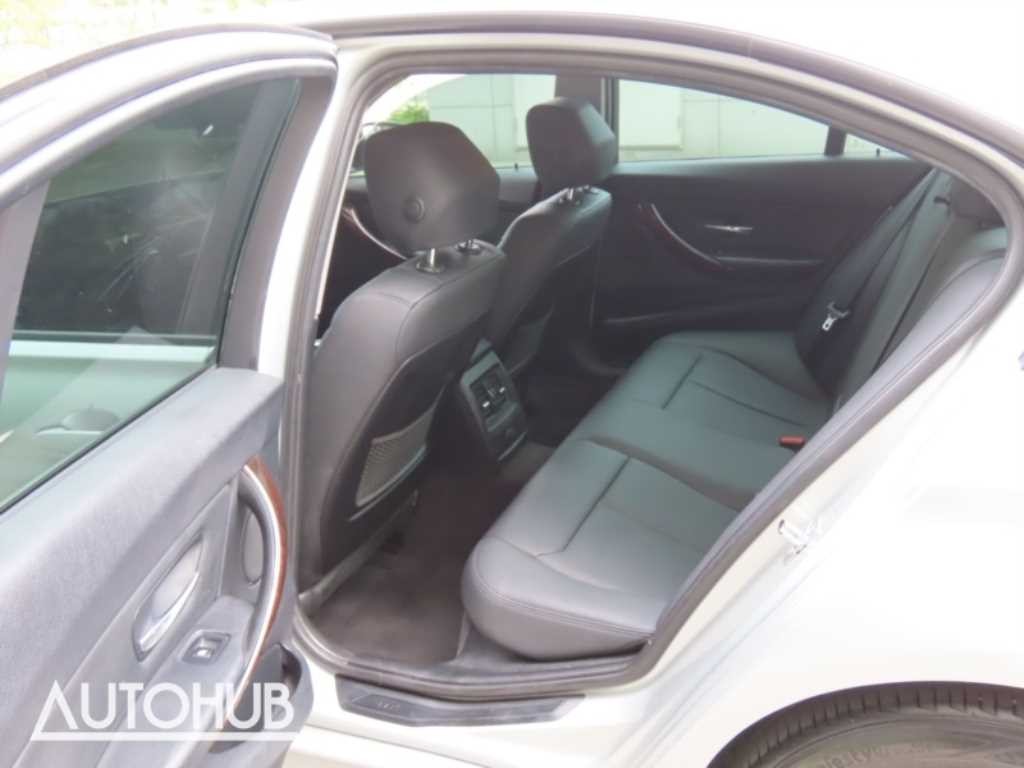 BMW 3시리즈 3시리즈 (F30) 320d 이미지 14