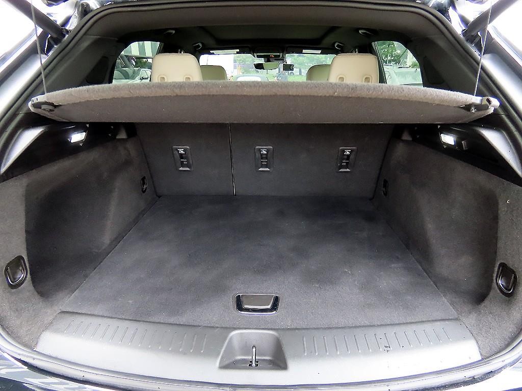 캐딜락 XT4 2.0 스포츠 AWD 이미지 17