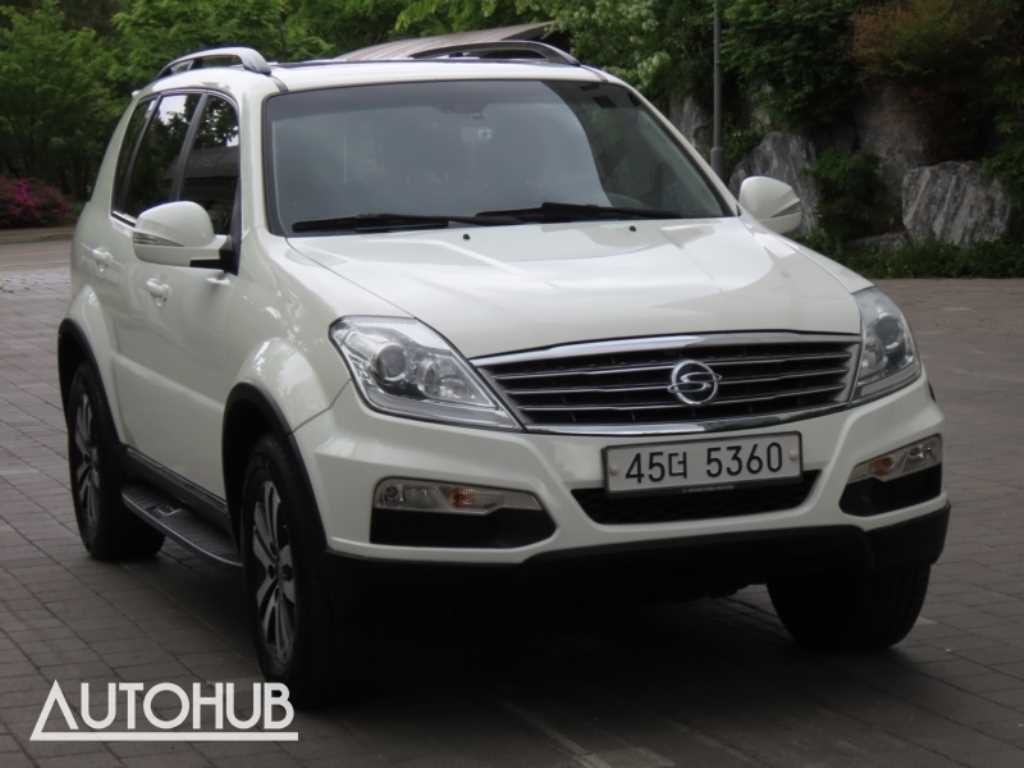 KG모빌리티(쌍용) 렉스턴 렉스턴W 2.0  4WD RX7 프레스티지 이미지 2