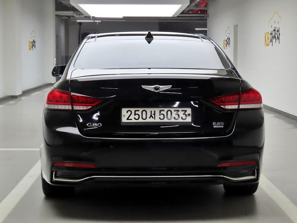 제네시스 G80 2.2D AWD 프리미엄 럭셔리 이미지 3